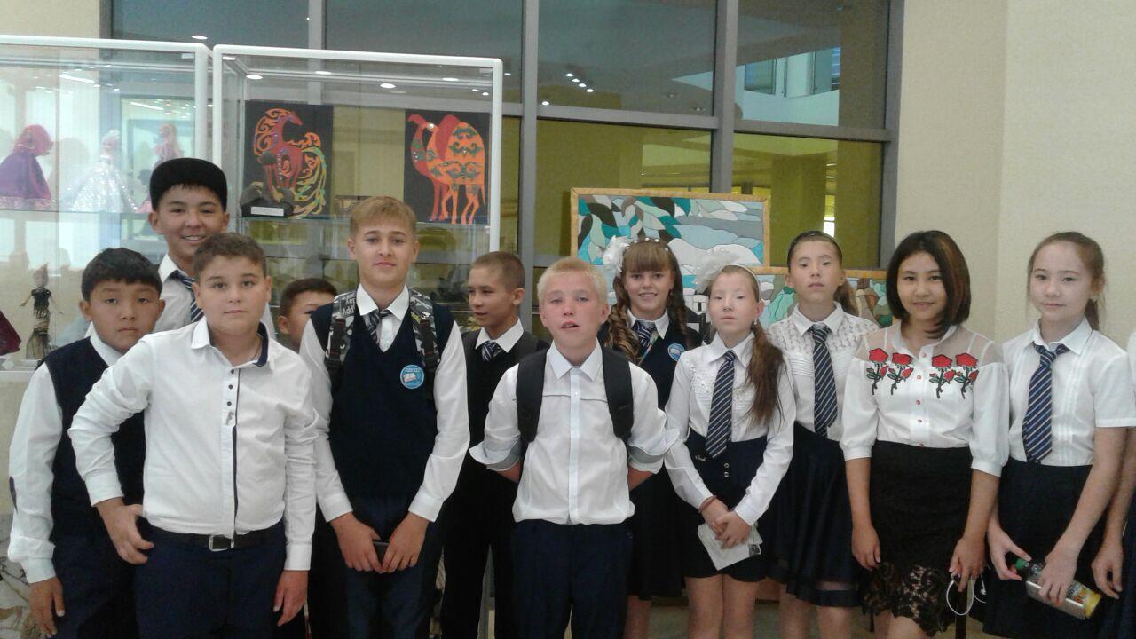 №17 орта мектептің 7 сынып оқушылары  2017 жылдың 6 қарашада "Мәңгілік ел "  мұражайына  саяхат жасады.