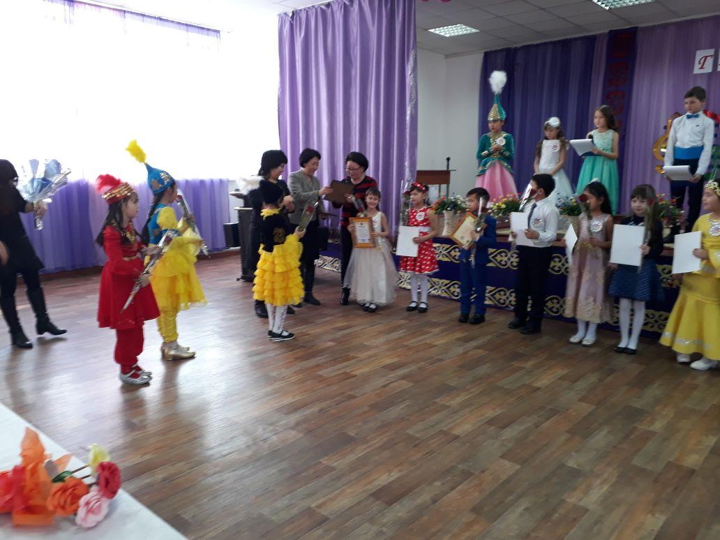 "Гакку" дауысы жанды дауыстағы балалар байқауы.