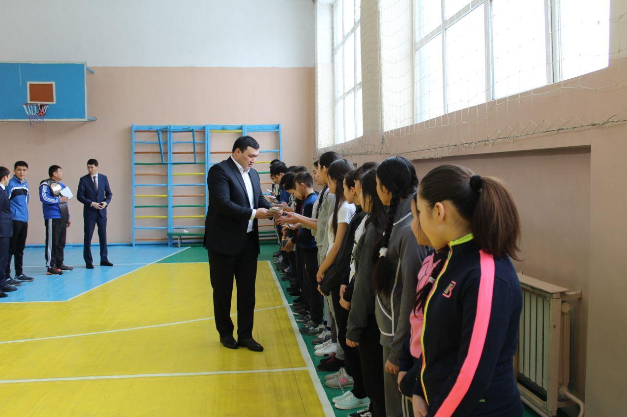 "Болашаққа бағдар:рухани жаңғыру" мақаласы аясында Рысқұл Ұлан Ғалымұлымен кездесу.