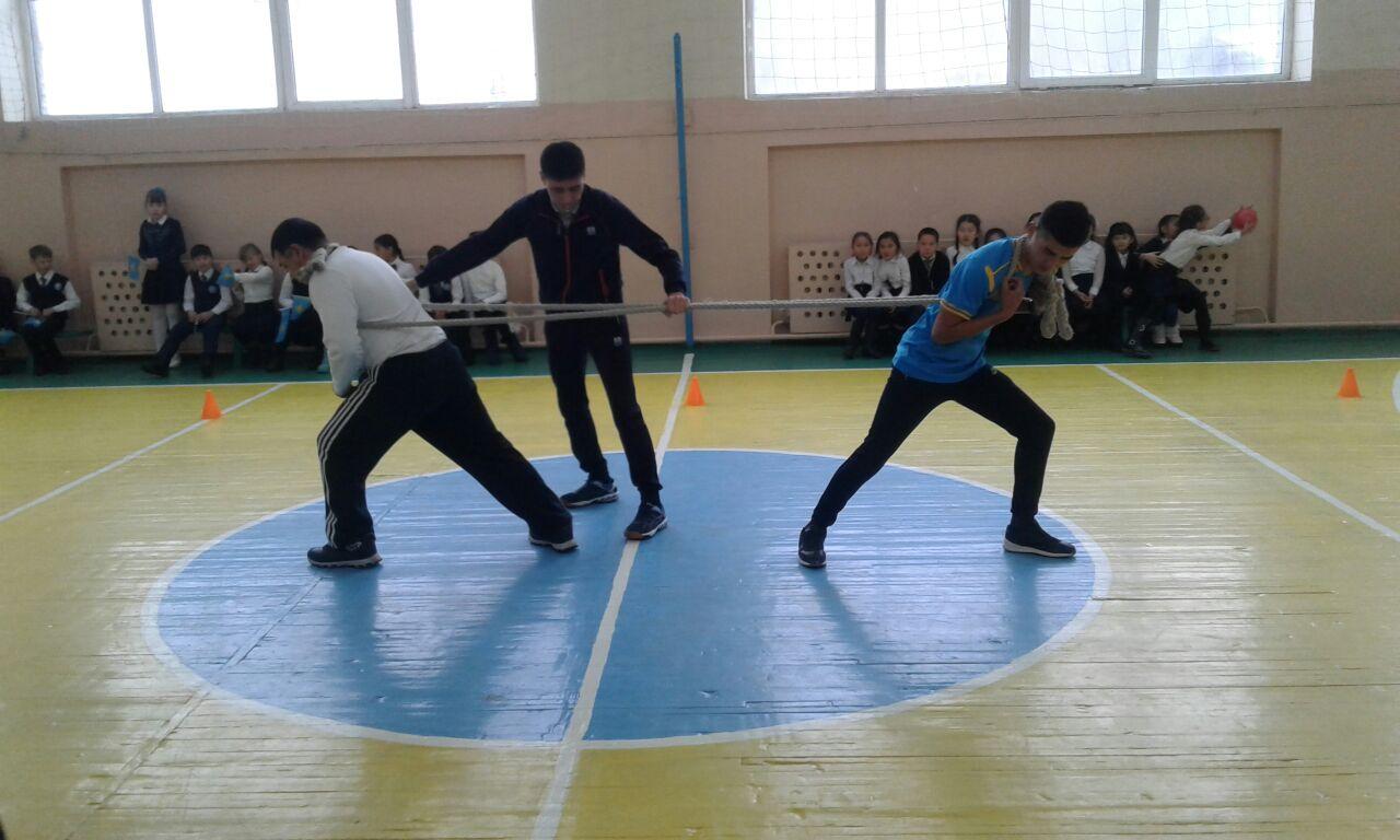 «Әкем, шешем және мен» отбасылық сайысы.